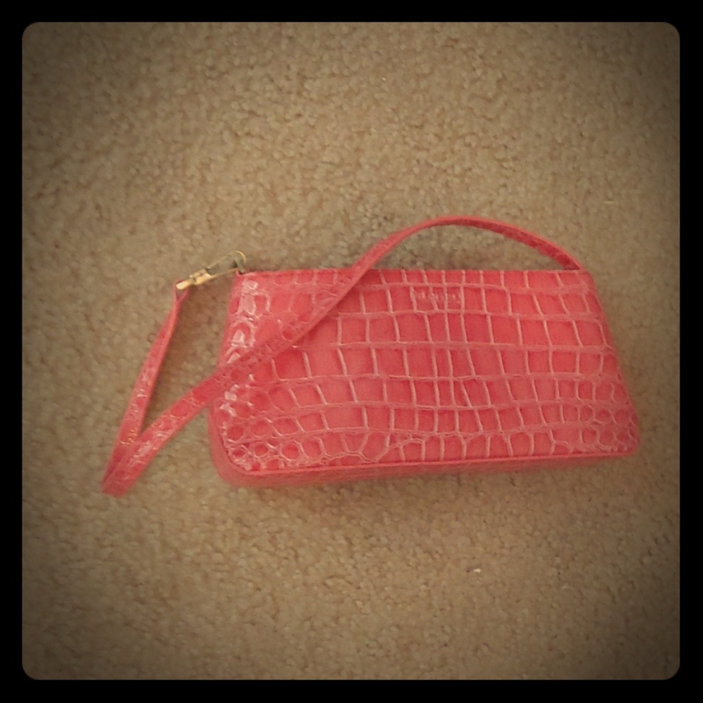 Snake print tiny purse(willing to negotiate price)